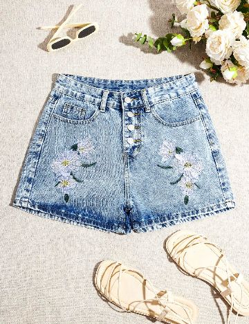 Pantaloni scurti SHEIN, albastru