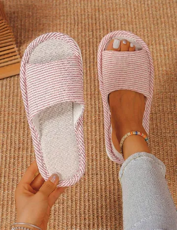 Papuci de Casa SHEIN, roz