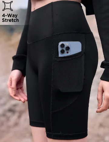 Pantaloni scurti SHEIN, negru