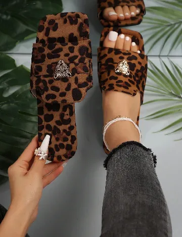 Slapi SHEIN, animal print