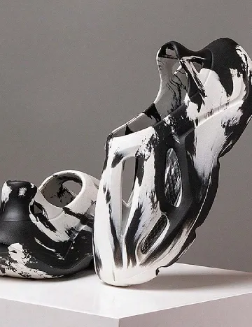 Saboti SHEIN, alb/negru