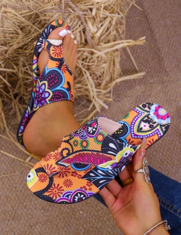 Slapi SHEIN, mix culori