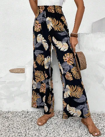 Pantaloni SHEIN, mix culori