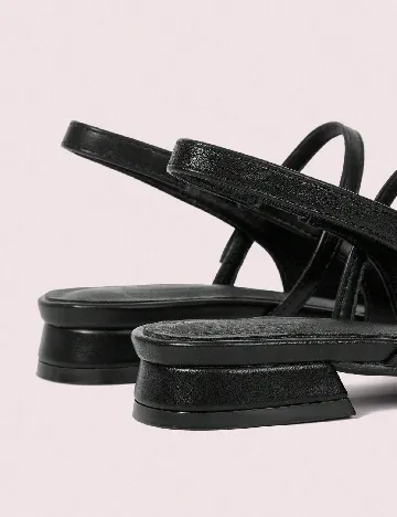 Pantofi SHEIN, negru