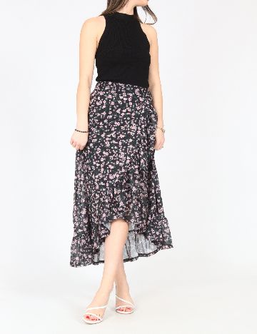 Fusta River Island, negru