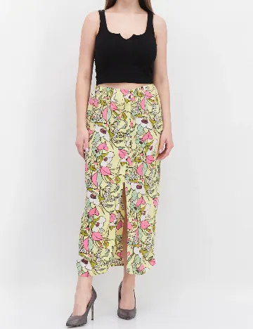 Fusta River Island, galben