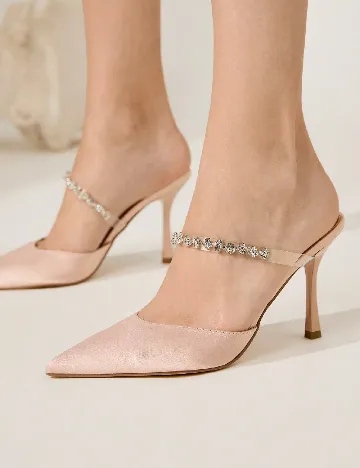 Saboti Cuccoo, piersica