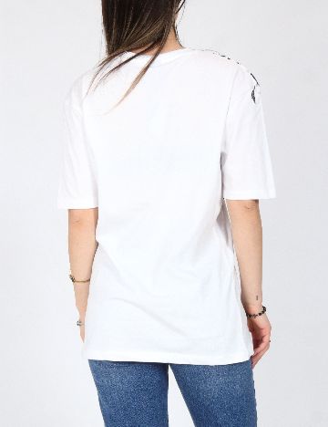 Tricou River Island, alb