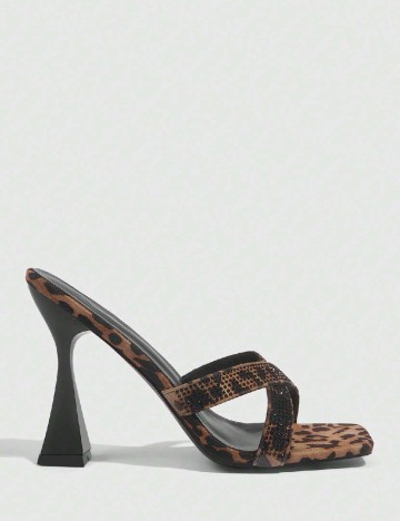 Saboti Cuccoo, animal print