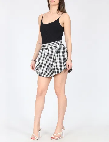 Pantaloni scurti River Island, alb/negru