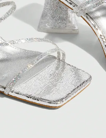 Saboti Cuccoo, argintiu