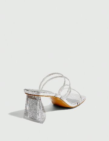 Saboti Cuccoo, argintiu