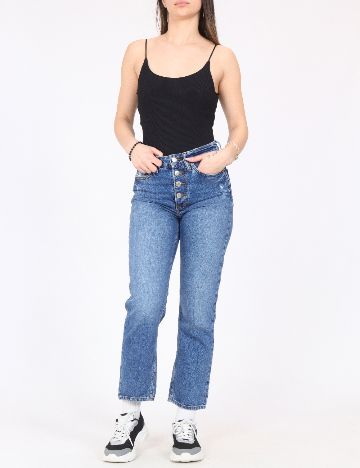 Body River Island, negru