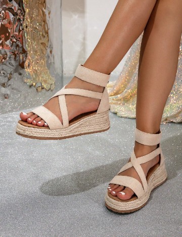 Sandale SHEIN, crem