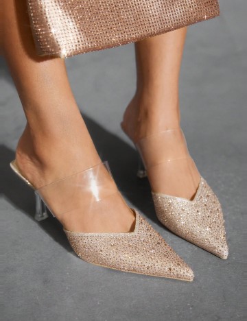 Saboti Cuccoo, piersica