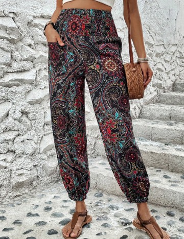 Pantaloni SHEIN, mix culori