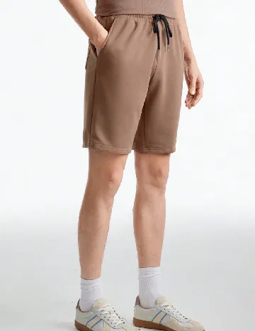 Pantaloni scurti SHEIN, maro