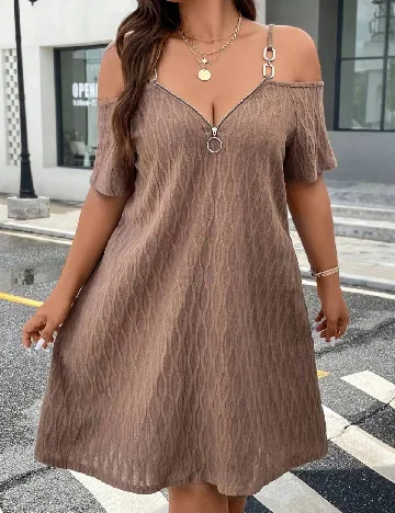 Rochie scurta SHEIN CURVE, maro