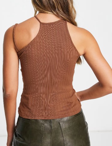 Maiou River Island, maro