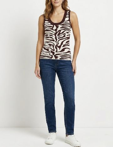 Maiou River Island, maro