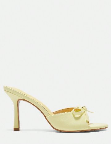 Saboti Cuccoo, galben