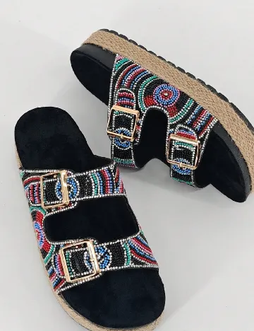 Saboti SHEIN, mix culori