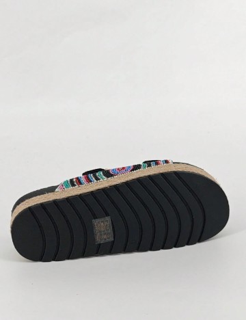 Saboti SHEIN, mix culori