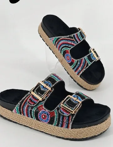 Saboti SHEIN, mix culori