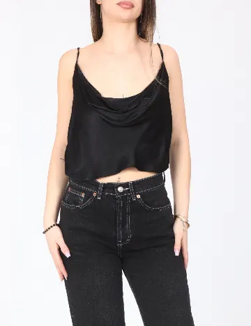 Top Bershka, negru