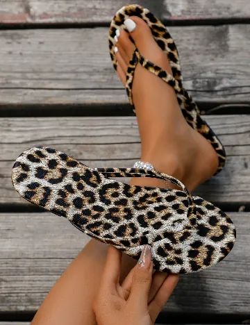 Slapi SHEIN, animal print