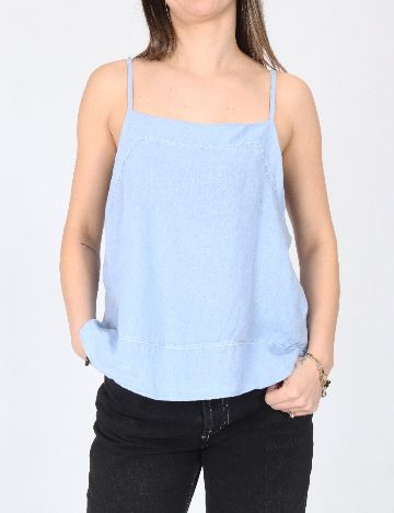 Maiou Zara, albastru