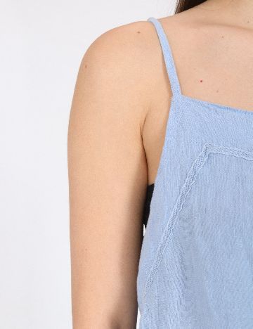 Maiou Zara, albastru