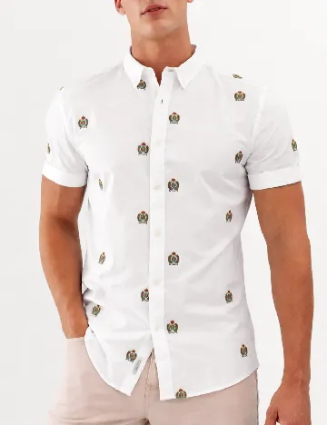 Camasa River Island, alb