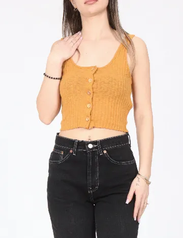 Top Bershka, maro