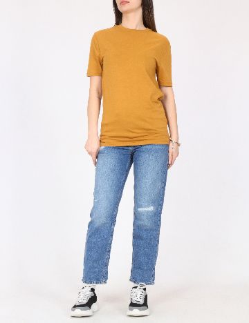 Tricou River Island, mustar