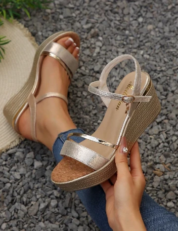 Sandale SHEIN, auriu
