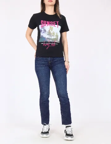 Tricou River Island, negru