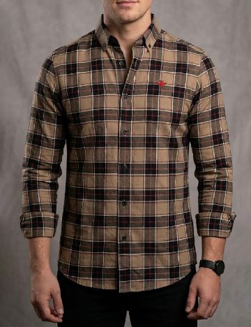 Camasa River Island, maro