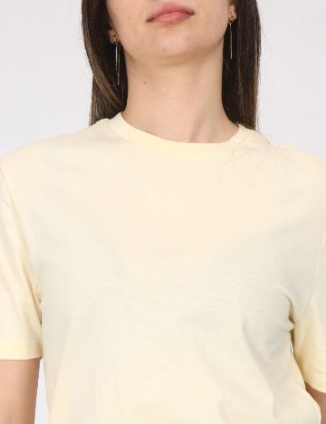 Tricou River Island, galben