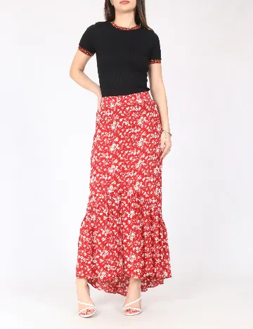 Fusta River Island, rosu