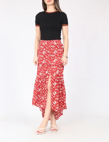 Fusta River Island, rosu