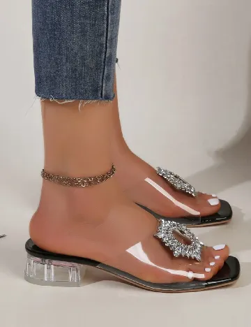 Saboti SHEIN, transparent