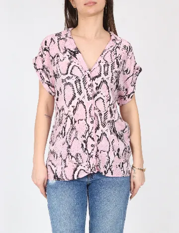 Camasa River Island, roz