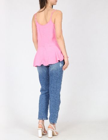 Maiou River Island, roz