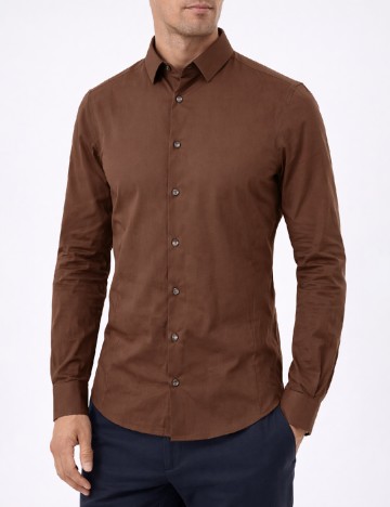 Camasa River Island, maro