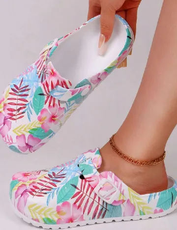 Saboti SHEIN, mix culori