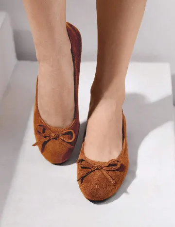 Balerini SHEIN, maro