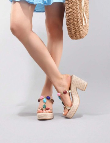 Saboti SHEIN, mix culori