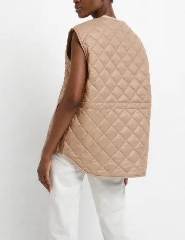 Vesta River Island, crem