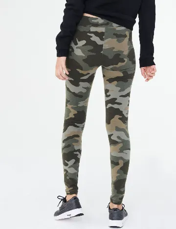 Colanti River Island, army